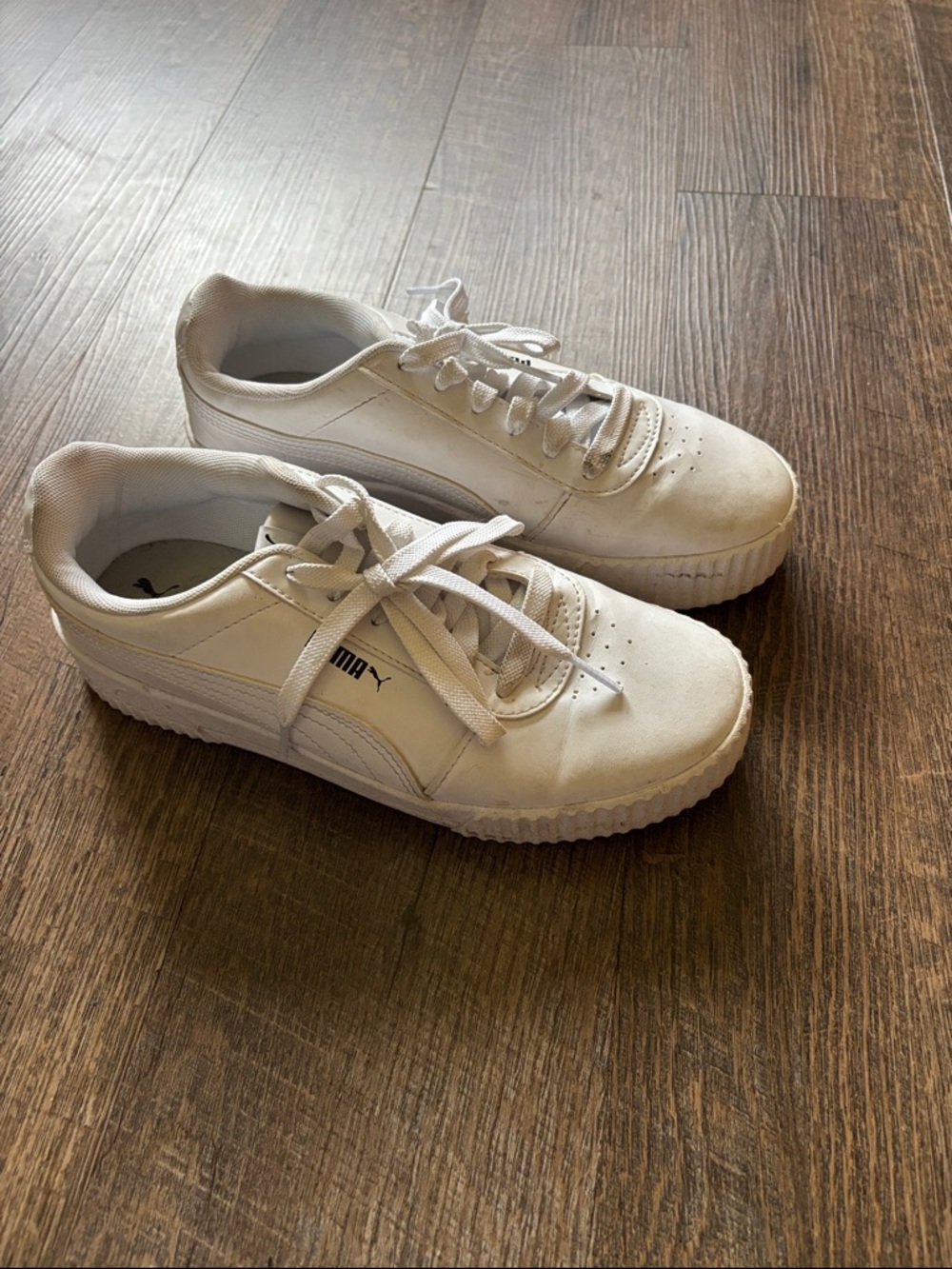 Puma White Low-Top Sneakers with Lace-Up Design